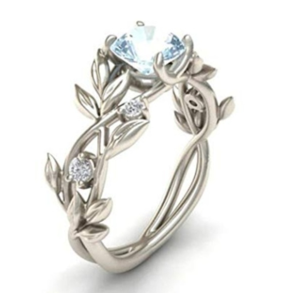 C.C. Boutique Jewelry - NWT CZ Leaf Vine Forest Nymph Statement Ring